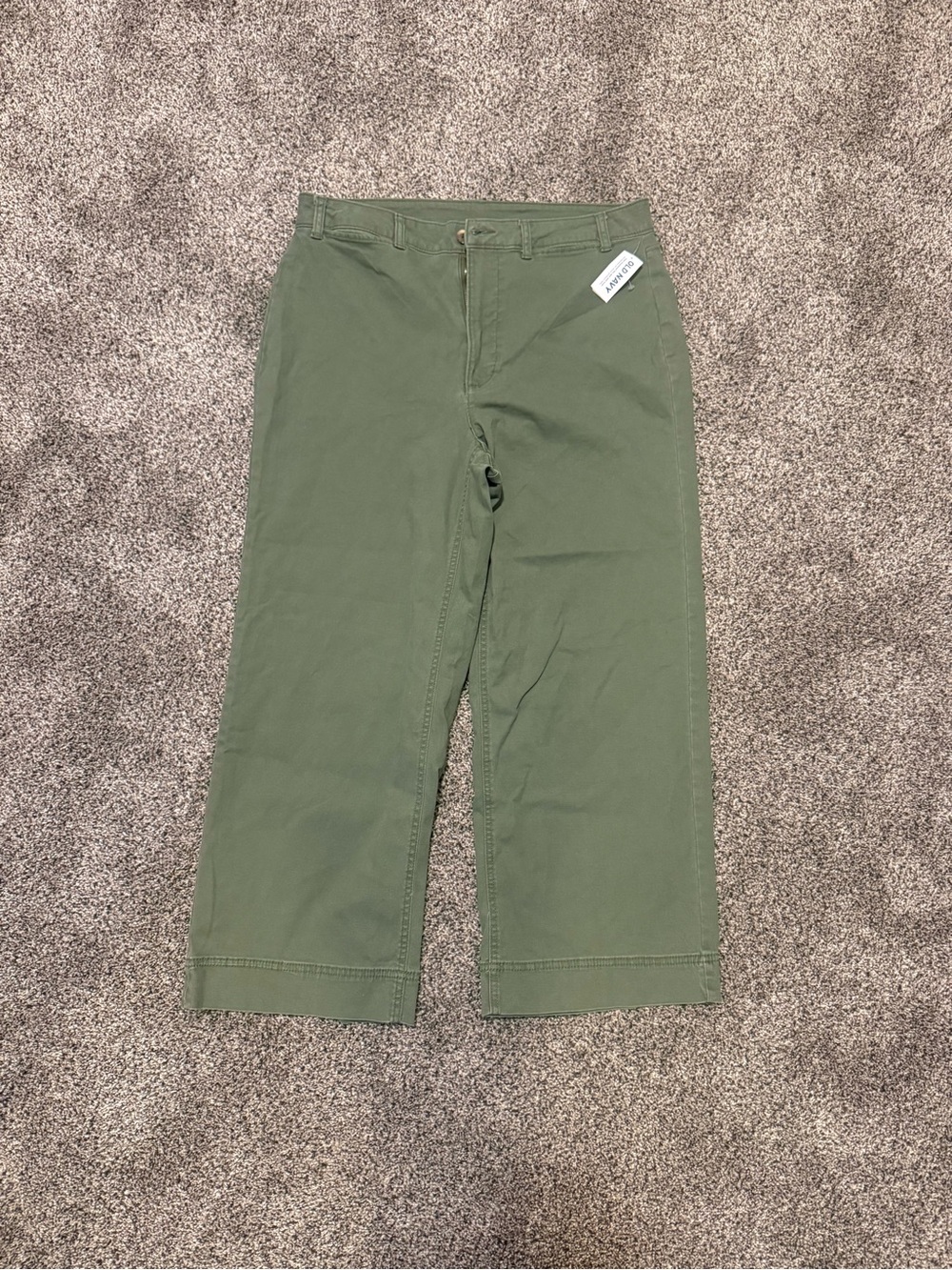 Old Navy Men's Olive Green Chino Pants